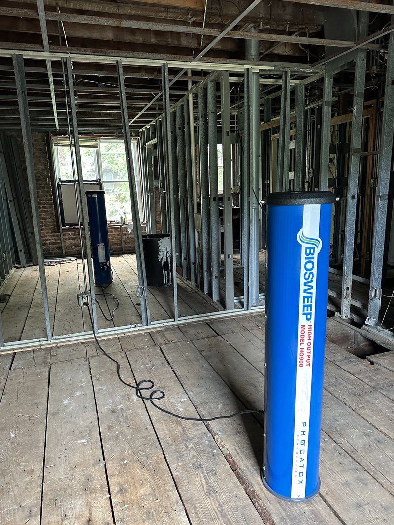 We were called to come out and treat this home for a fire smoke odor even after the contractor had gutted down to the studs. One overnight treatment and the smoke odor was permanently removed.